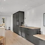 Cozy In With Kitchen בית נופש בלבאנד
