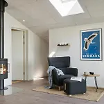 Cozy In With Kitchen בלבאנד